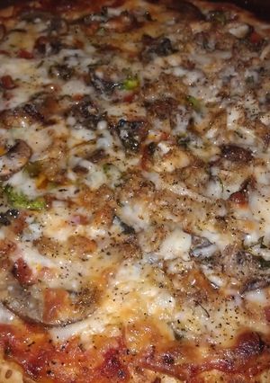 A picture of Quick Jazzy Crab & Mushroom Pizza.