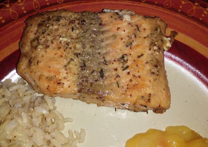 How to Prepare Favorite Salmon with Honey Mustard Glaze