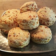 A picture of Cheese Scones.