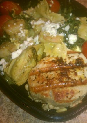 A picture of Shrimp & Artichoke Pesto Pasta.
