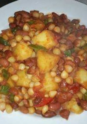 A picture of Githeri and potatoes.