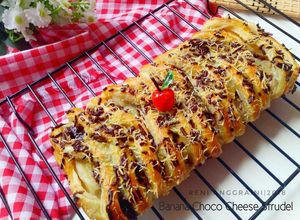 Foto resep 25. Banana Choco Cheese Strudel