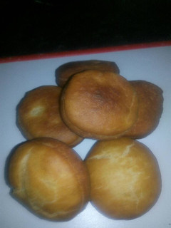 A picture of Cake doughnut.