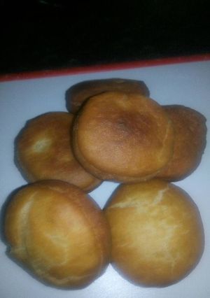 A picture of Cake doughnut.