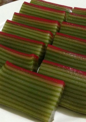 Foto resep Kue Lapis daun suji