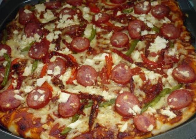 Sausages pizza