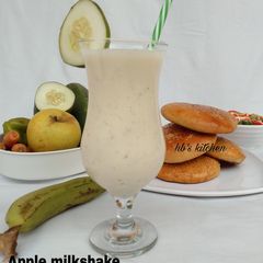 A picture of Apple milkshake.