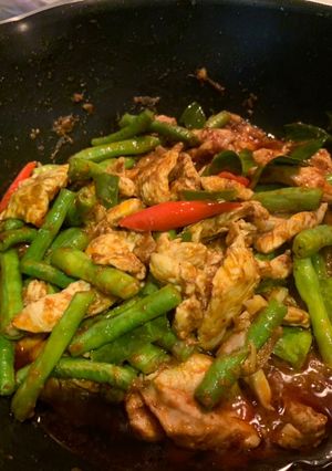 รูปของ ผัดพริกแกงไก่ 🐤🐤