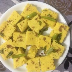 A picture of Dhokla.