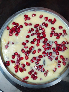 फ्रूट कस्टर्ड (fruit custard recipe in Hindi) रेसिपी मुख्य फोटो