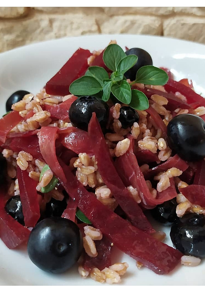 Foto di Il farro si veste di rosso