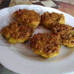 A picture of Cauliflower fritters.