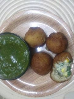 चीज़ कॉर्न बोल (Cheese corn boll recipe in hindi) रेसिपी मुख्य फोटो