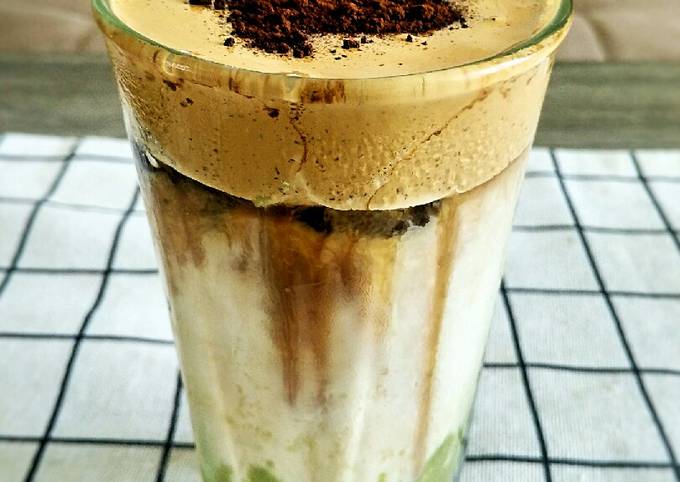 Bagaimana Menyiapkan Dalgona Coffee Matcha Milk (no mixer) Anti Gagal