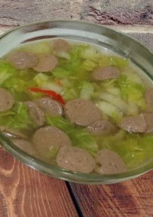 Foto resep Sayur sawi bakso... Masaknya sat set