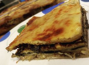 Una foto de Lasagna de huitlacoche y espinacas con pasta fresca