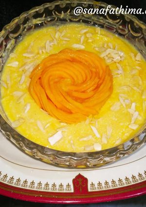A picture of Mango kheer.