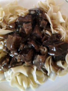 A picture of Beef and noodles.