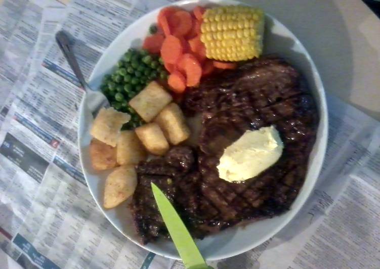 Recipe of Homemade Garlic Butter Steak, Crunchy Potatoes &amp; Vegetables!