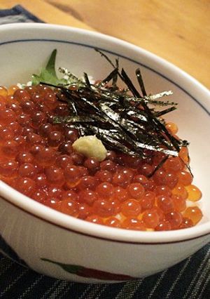 A picture of Soy Sauce Marinated Salmon Roe Salmon Rice Bowl.