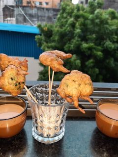 મેથી ના ગોટા(Methi Gota Recipe In Gujarati) રેસીપી મુખ્ય ફોટો
