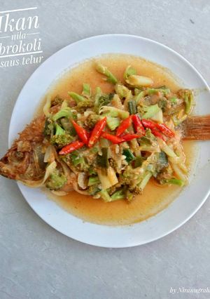 Foto resep Ikan nila brokoli saus telur