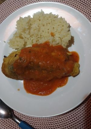 Una foto de Chiles rellenos de queso panela capeados 🫢