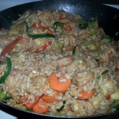 A picture of Shrimp fried rice.