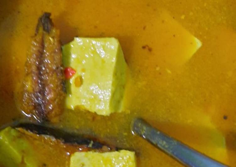 Pindang Tahu Kuah Kuning