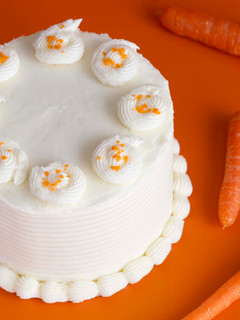 Foto principal de Tarta de zanahoria y frosting de queso. Receta sin gluten apta para celíacos