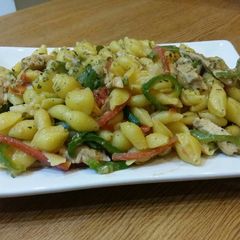 Chicken vegitable shell pasta A picture of Chicken vegitable shell pasta.