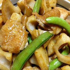 A picture of Simmered Lotus Root and Chicken.