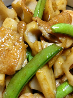 A picture of Simmered Lotus Root and Chicken.