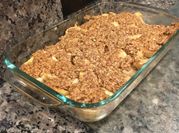 A picture of apple crisp