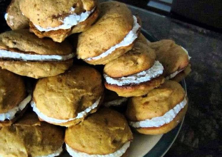 Recipe of Speedy Pumpkin Whoopie Pies