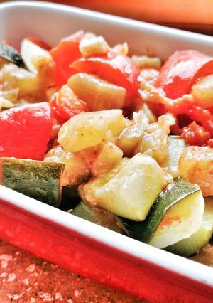 Foto di Peperonata con melanzane e zucchine