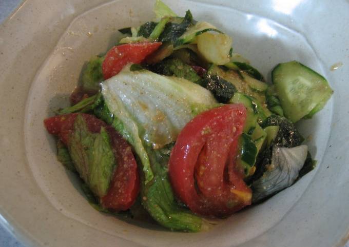Healthy Salad with Jojoen-Style Dressing