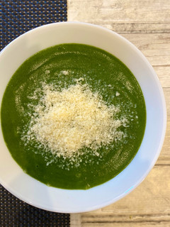 Una foto de Crema de espinacas 🌿🍵