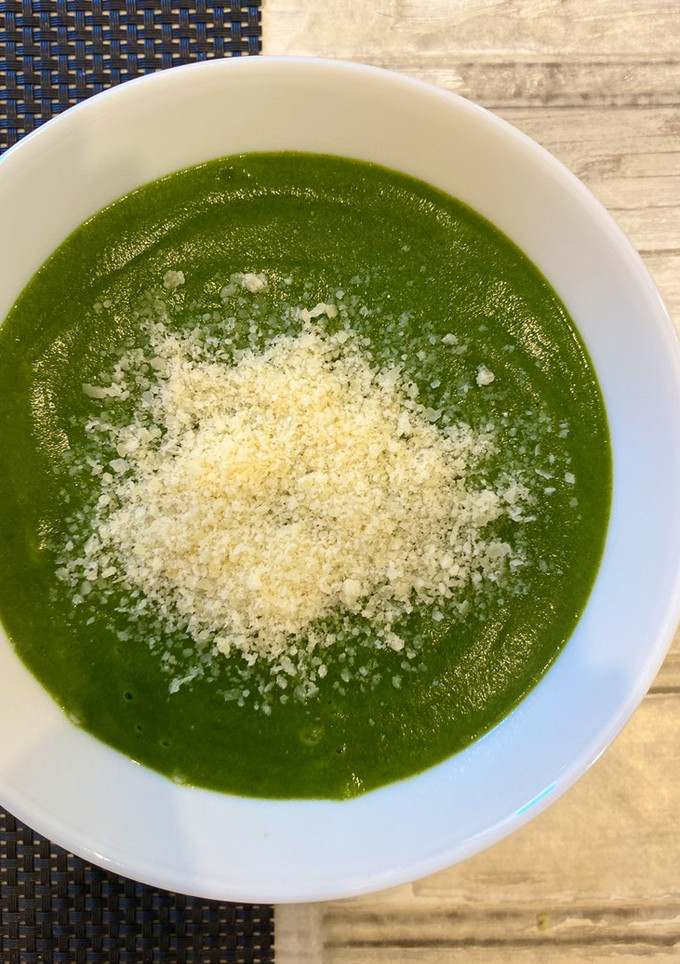 Una foto de Crema de espinacas 🌿🍵