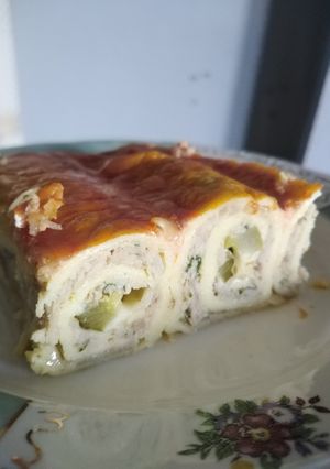 O poză a rețetei Clătite umplute cu carne, la cuptor.