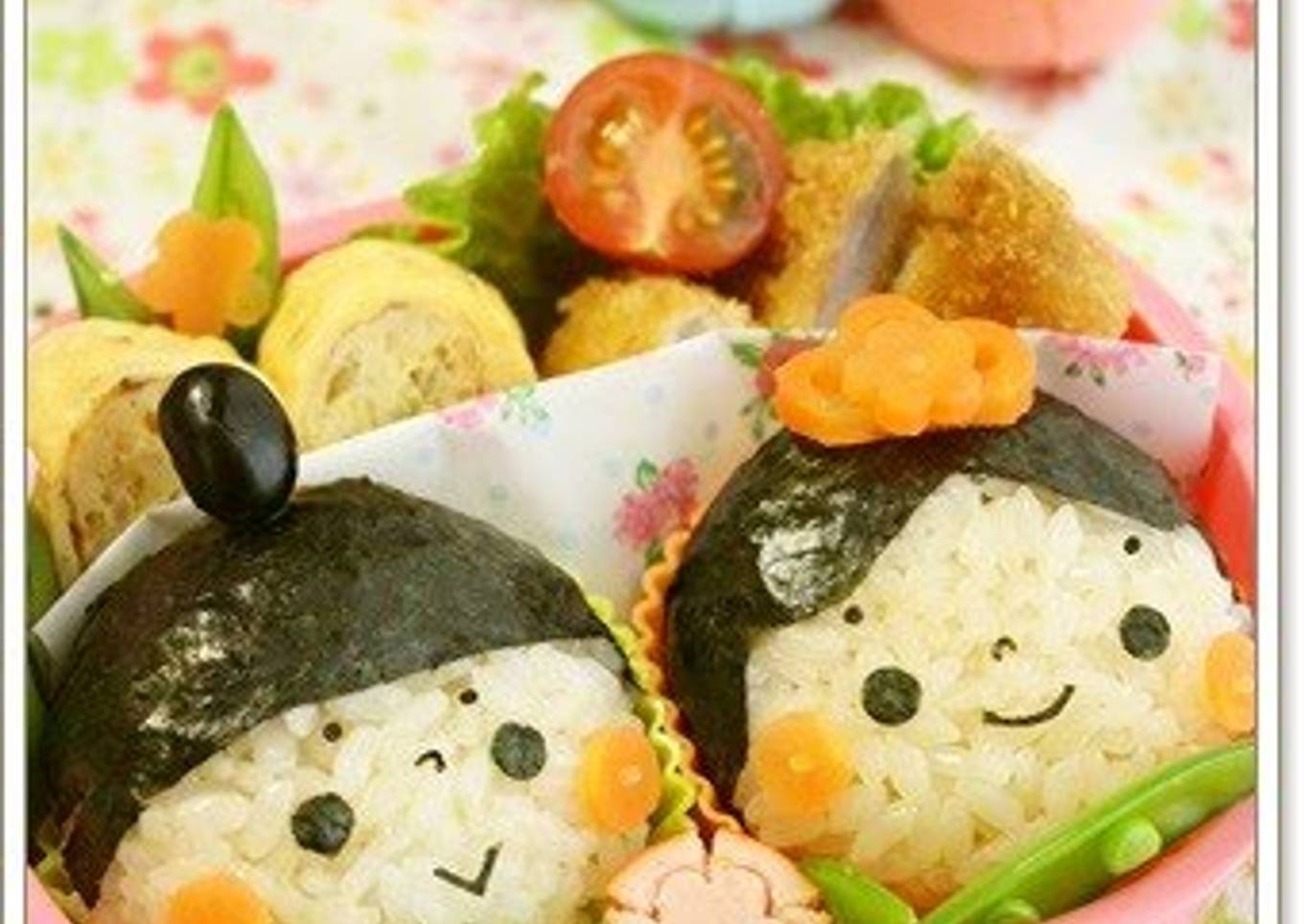 A typical henna doll onigiri for bento