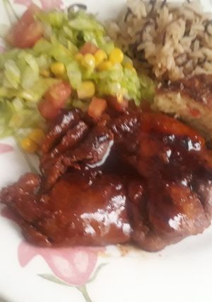 Una foto de Cañon de cerdo en salsa dulce de naranja y cereza