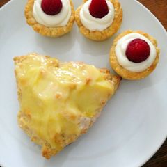 A picture of Buttermilk Scones.