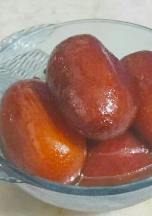 मावा गुलाब जामुन(mawa gulab jamun recepie in hindi) रेसिपी मुख्य फोटो