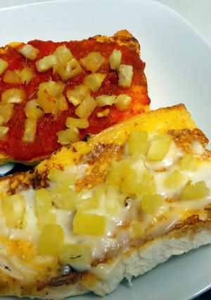 A picture of Simple pizza.