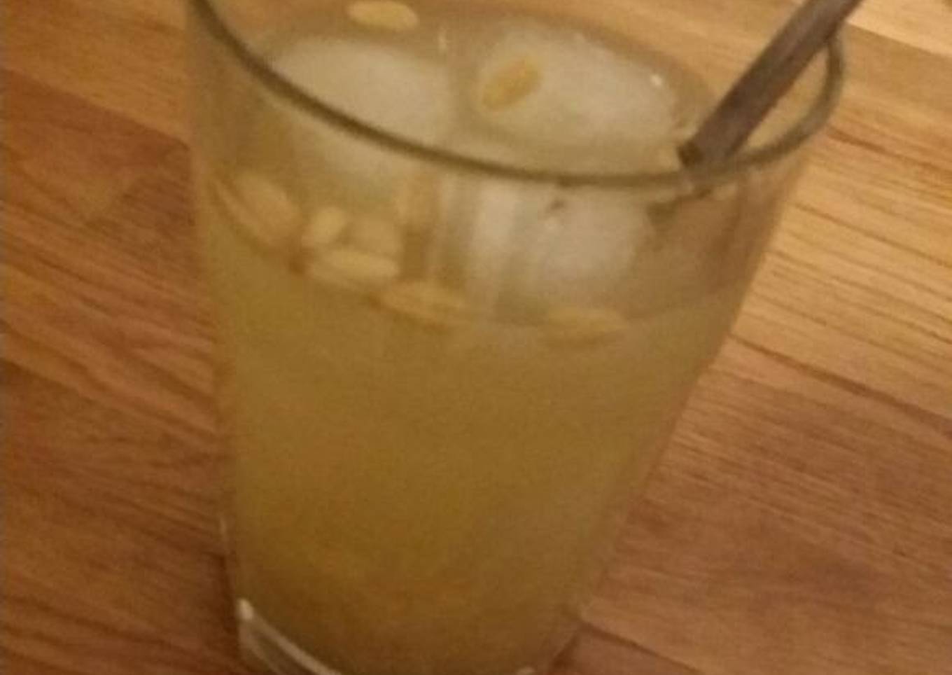 Ginger tea (생강차/Saenggang-cha)