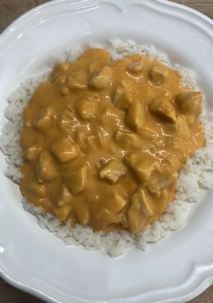 Tejszínes paprikás csirke recept fotója