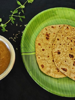 கெட்டி சால்னா(salna recipe in tamil) செய்முறை முக்கிய புகைப்படம்