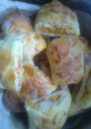 A picture of Chicken pizza bread.