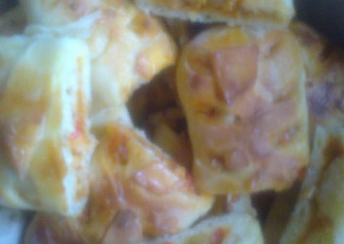 Chicken pizza bread